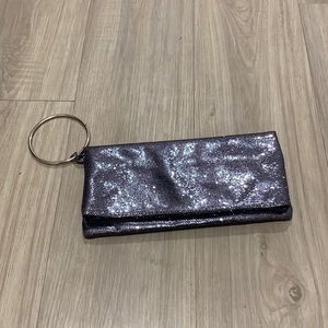 Metallic clutch